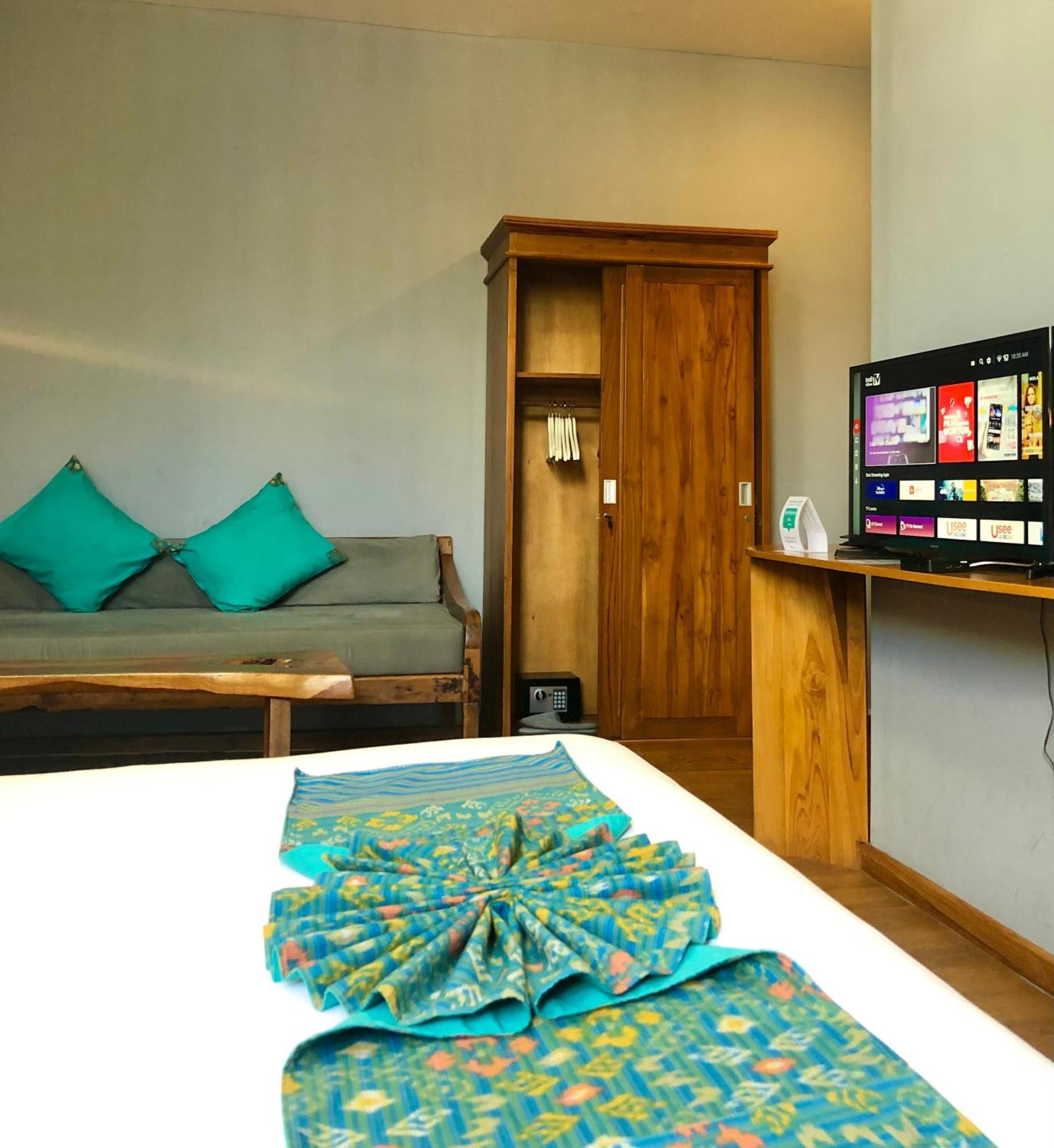 Wae Molas Hotel Labuan Bajo Exterior photo